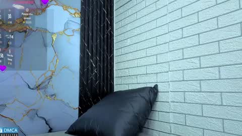 eva delight online show from April 1, 11:11 am