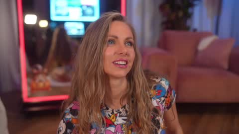 Eva online show from November 6, 7:37 pm