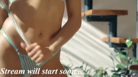 Eva online show from December 2, 6:36 pm