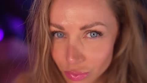 Eva online show from July 3, 8:04 pm