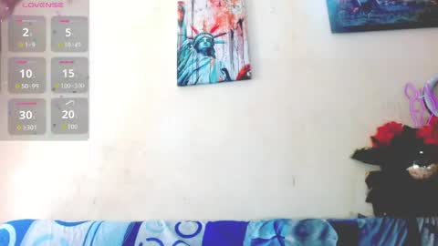 EVA online show from April 22, 2:18 pm