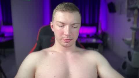 Eva and Iron online show from February 25, 9:35 pm