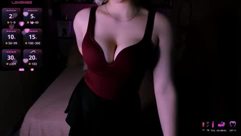 Snapshot of eva_lawrence chatting on February 12, 5:57 am Eva online show from February 12, 5:57 am