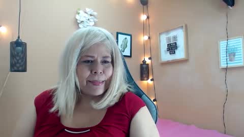 Snapshot of eva_love49 chatting on November 11, 11:54 am eva_love49 online show from November 11, 11:54 am