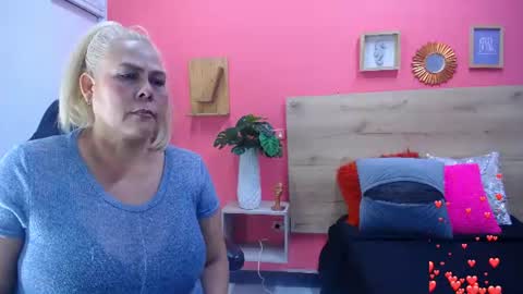 eva_love49 online show from June 25, 6:56 pm