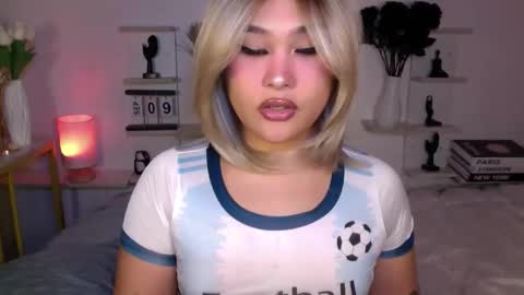 Queen Eva Mazikeen online show from September 9, 9:36 pm