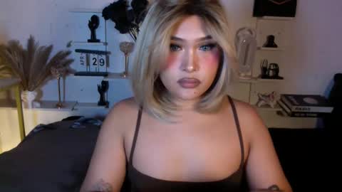 Snapshot of eva_mazikeen69 chatting on April 30, 11:53 pm Queen Eva Mazikeen online show from April 30, 11:53 pm