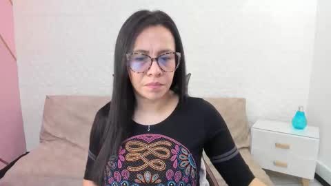 Eva  online show from October 27, 2:21 pm