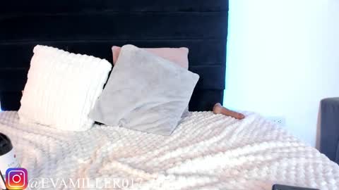 Eva online show from November 26, 2:07 pm