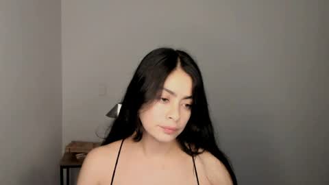 eva_monn online show from April 2, 11:57 pm