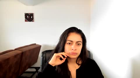 Snapshot of eva_monn chatting on July 22, 3:48 pm eva_monn online show from July 22, 3:48 pm