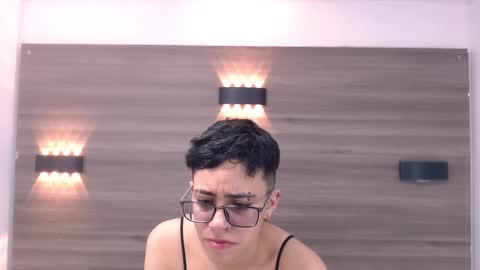 Snapshot of eva_monwalker chatting on January 12, 7:42 pm Eva cute online show from January 12, 7:42 pm