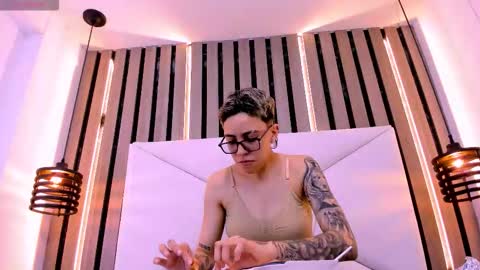 Eva cute online show from January 13, 7:30 pm