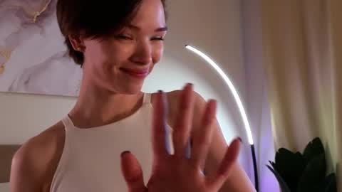 Snapshot of eva_natsumi chatting on February 26, 12:36 pm Eva online show from February 26, 12:36 pm