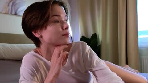 Snapshot of eva_natsumi chatting on March 3, 12:27 pm Eva online show from March 3, 12:27 pm