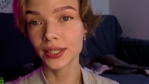 Snapshot of eva_natsumi chatting on October 15, 4:51 pm Eva online show from October 15, 4:51 pm