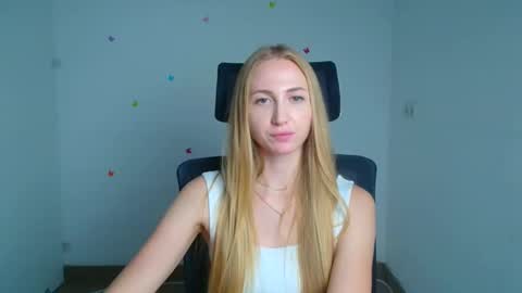 Snapshot of eva_oliviaa chatting on October 15, 5:24 pm Eva online show from October 15, 5:24 pm