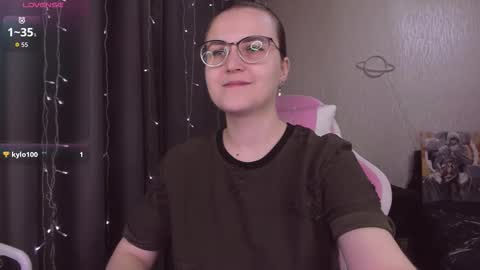 Eva online show from October 26, 9:37 am