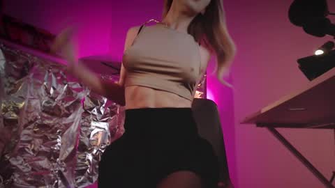 Eva online show from February 14, 7:12 pm