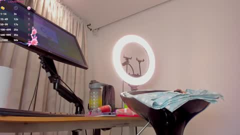 Eva online show from January 25, 4:57 pm