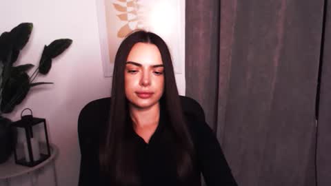 Eva online show from December 5, 8:38 pm