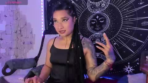 Eva  online show from November 5, 8:25 am