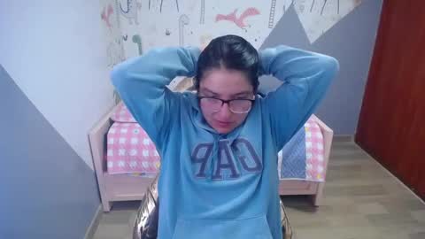 eva_smit_t online show from January 8, 2:25 am