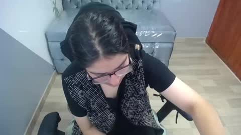 eva_smit_t online show from February 4, 2:06 am