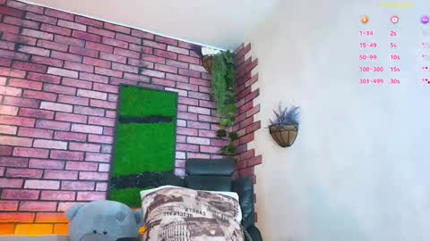 Eva online show from February 28, 9:01 pm