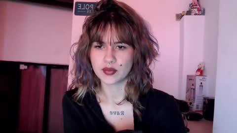 MISS EVY online show from December 19, 3:52 pm