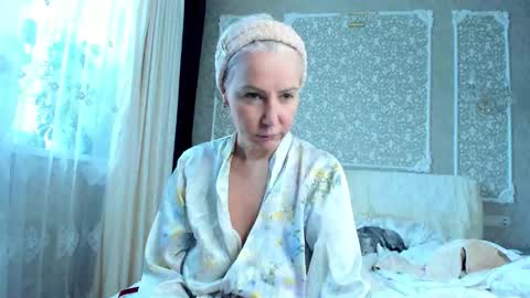 Snapshot of evaa1980 chatting on January 6, 10:41 am Eva online show from January 6, 10:41 am