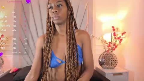 Snapshot of evaa_martinez chatting on June 26, 12:31 pm Eva online show from June 26, 12:31 pm