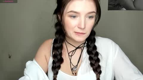 Snapshot of evaamillerr chatting on December 16, 2:49 pm Eva online show from December 16, 2:49 pm