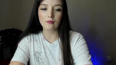 Snapshot of evaamillerr chatting on February 14, 3:47 pm Eva online show from February 14, 3:47 pm