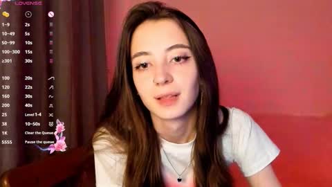 evabradly online show from October 21, 6:52 pm