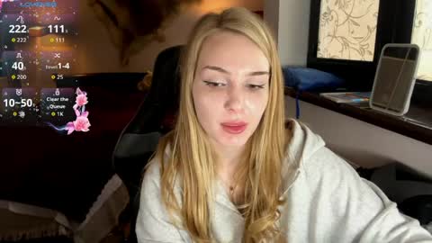 Snapshot of evacarter1 chatting on April 25, 12:52 pm evacarter1 online show from April 25, 12:52 pm