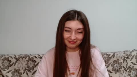 Snapshot of evachaturbatte chatting on April 13, 6:13 pm Evachaturbatte online show from April 13, 6:13 pm