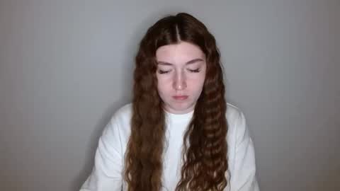 Snapshot of evachaturbatte chatting on April 20, 5:37 pm Evachaturbatte online show from April 20, 5:37 pm