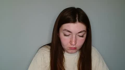 Snapshot of evachaturbatte chatting on April 28, 4:39 am Evachaturbatte online show from April 28, 4:39 am
