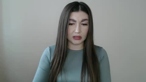 Snapshot of evachaturbatte chatting on May 7, 11:15 am Evachaturbatte online show from May 7, 11:15 am