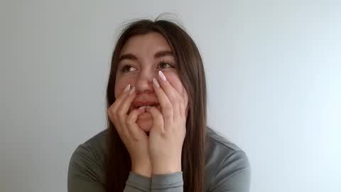 Snapshot of evachaturbatte chatting on May 29, 7:50 am Evachaturbatte online show from May 29, 7:50 am