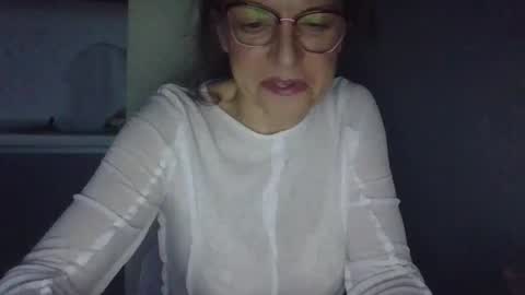 evaglad online show from October 30, 5:42 am