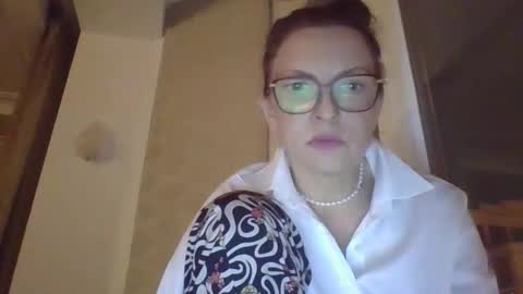 evaglad online show from October 31, 4:30 pm
