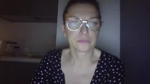 evaglad online show from November 16, 2:28 am