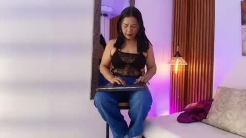 Snapshot of evagoddess_ chatting on April 18, 4:22 pm EVA GODDESS online show from April 18, 4:22 pm