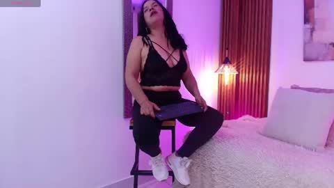 Snapshot of evagoddess_ chatting on July 14, 8:03 pm EVA GODDESS online show from July 14, 8:03 pm