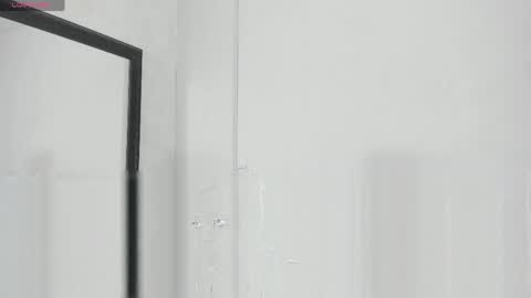 evahalston online show from April 13, 12:05 am