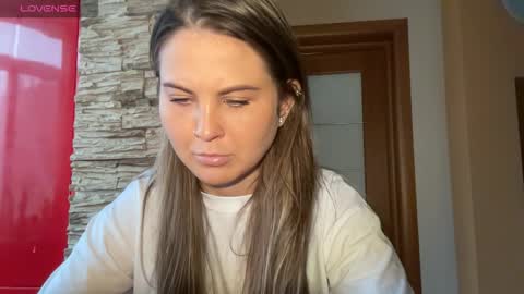 Snapshot of evahazardd chatting on February 28, 10:16 am EvaHazard online show from February 28, 10:16 am