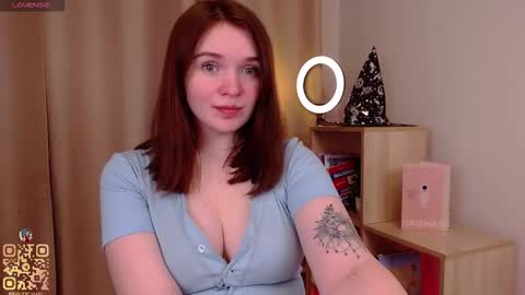 Snapshot of evajackson111 chatting on October 13, 2:28 pm evajackson111 online show from October 13, 2:28 pm