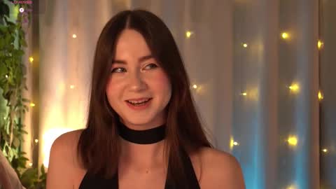 Snapshot of evamossi chatting on February 8, 5:55 am Eva online show from February 8, 5:55 am